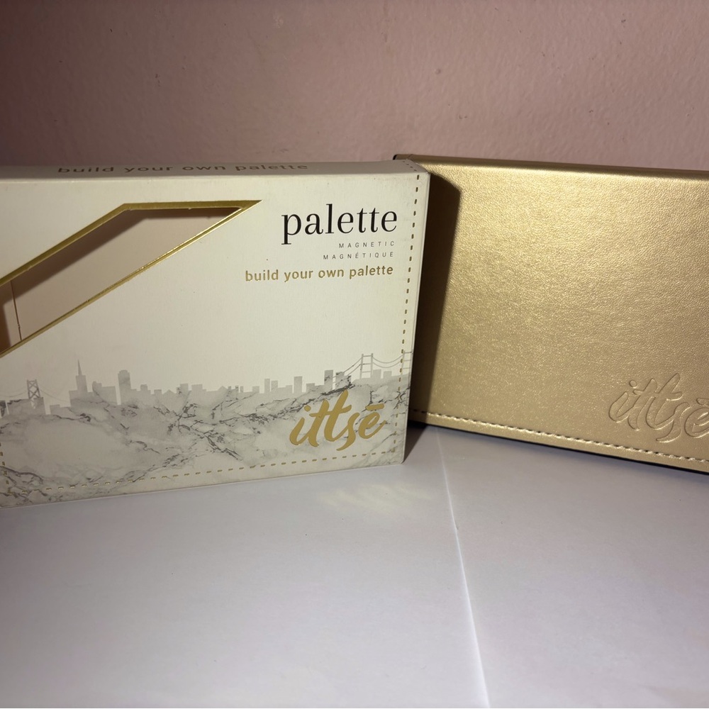 Gold Magnetic Makeup Palette